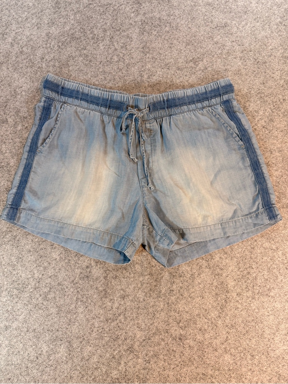 Anthropologie Cloth & Stone Chambray Lyocell Drawstring Shorts Size Large